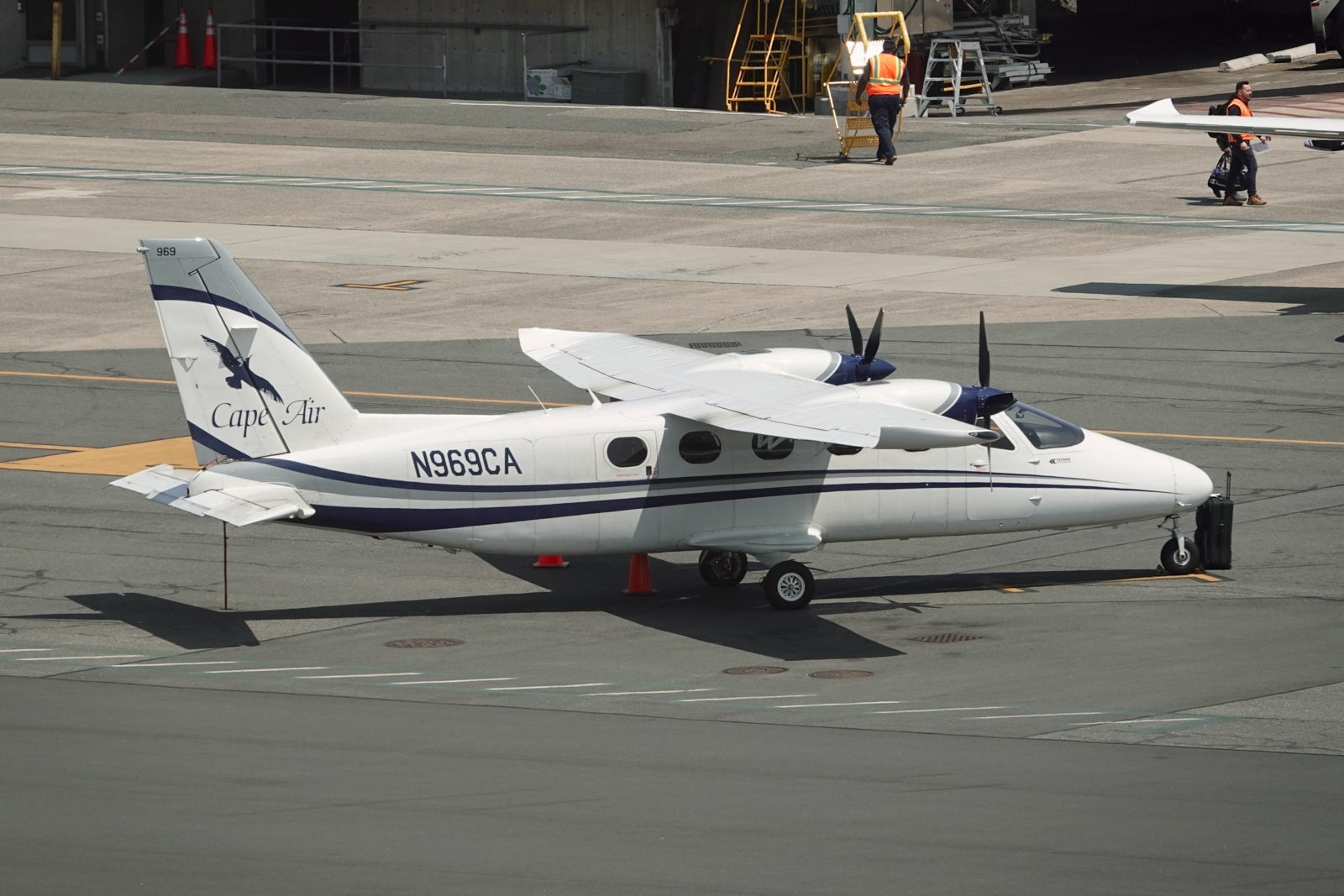 Cape Air Boston Logan BOS