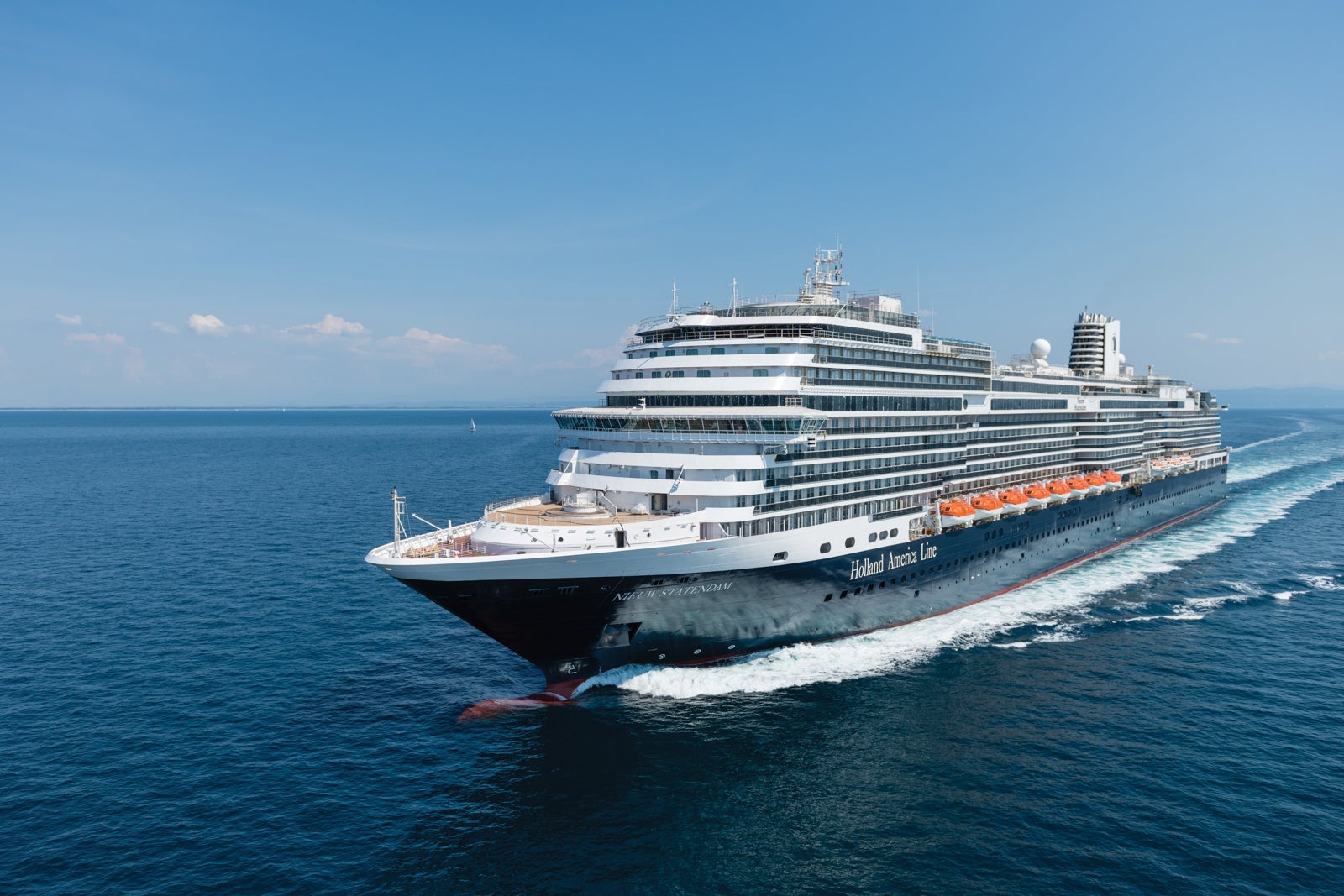 FILIPPO VINARDI/HOLLAND AMERICA LINE