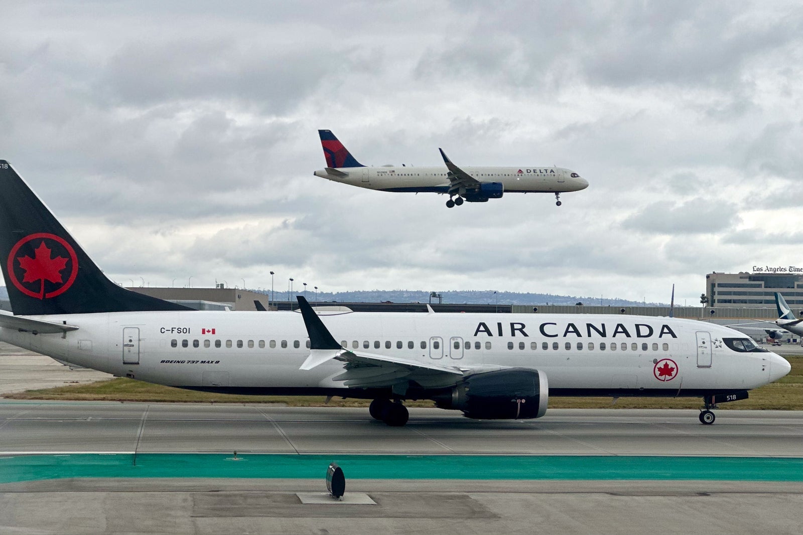 Air Canada Boeing 737 MAX Delta