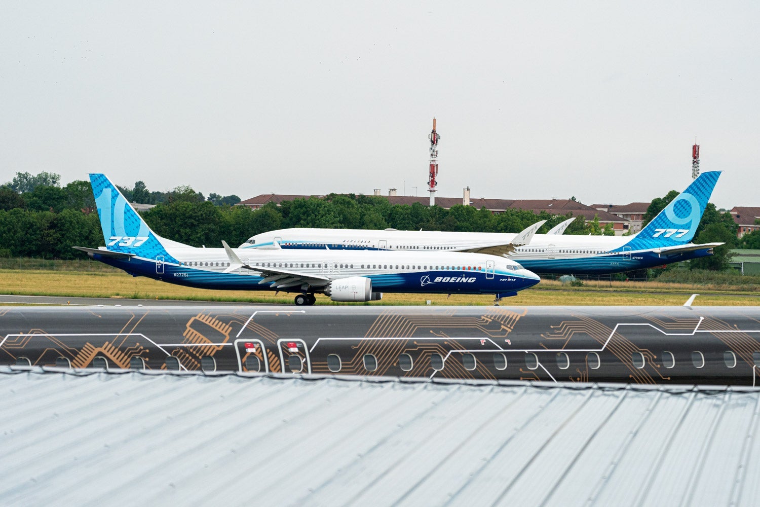 Paris Air Show 2023 Boeing 777X 737 MAX 10