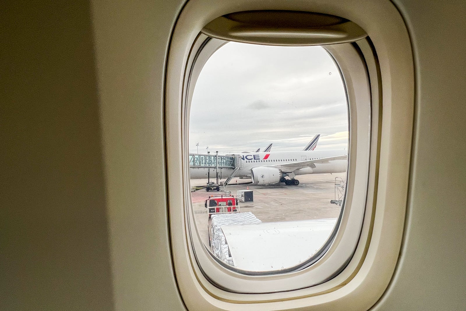 Paris Airport Terminal 2E Air France 22 Boeing 777-300ER