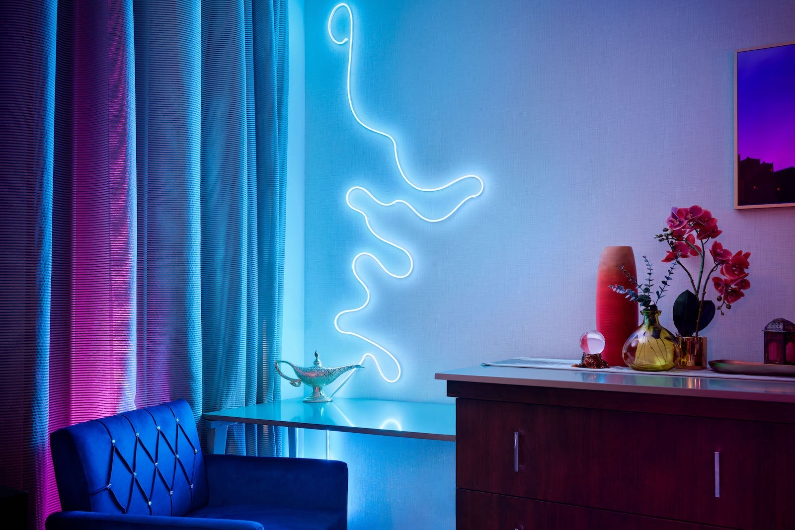 Hilton-New-York-Times-Square_Genie-Lamp_Credit-Hilton-New-York-Times-Square