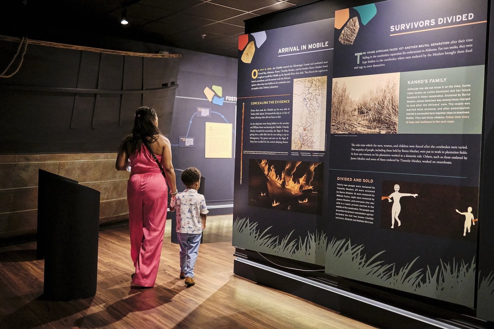 Touring the Exhibits (credit Visit Mobile)