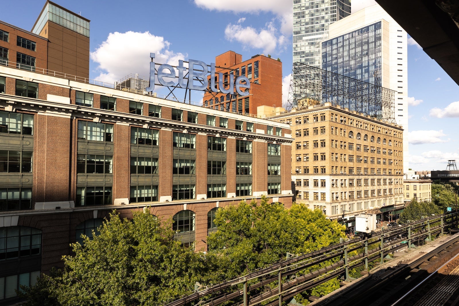 A JetBlue Terminal Ahead Of Earnings Figures