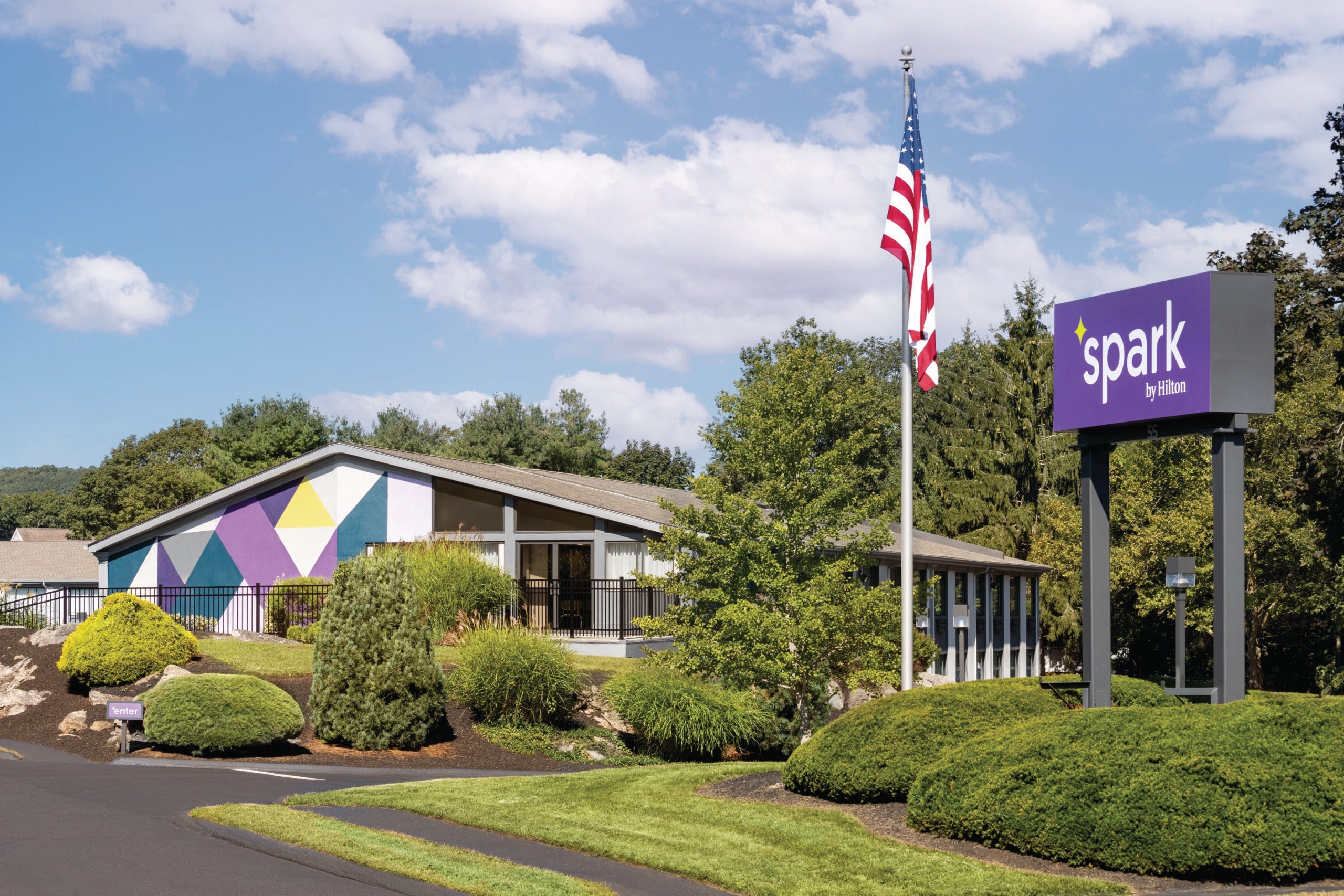 Spark by Hilton Mystic Groton - Exterior Day