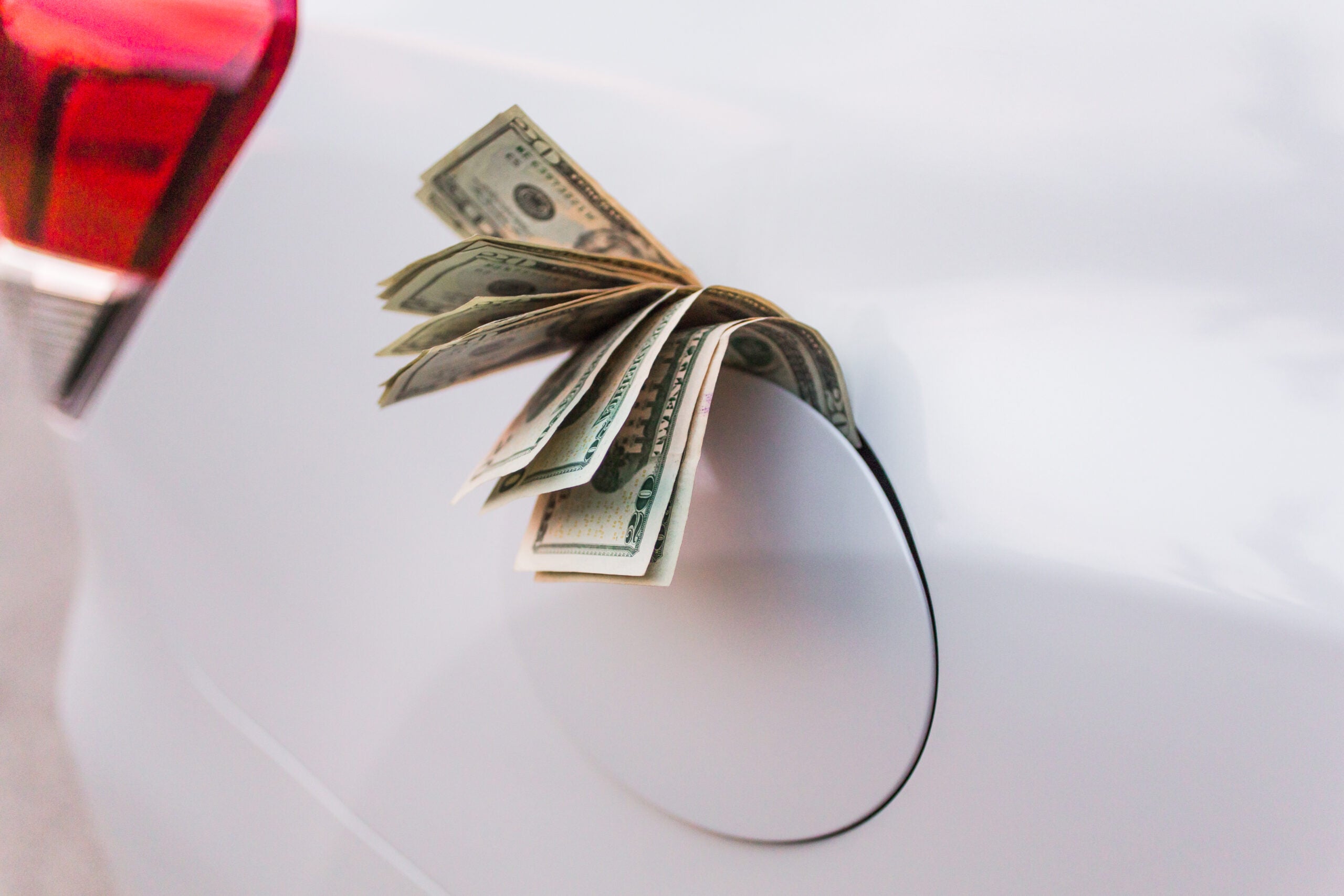 Saving Money on Car Prices and Gas Prices, Fuel Efficiency