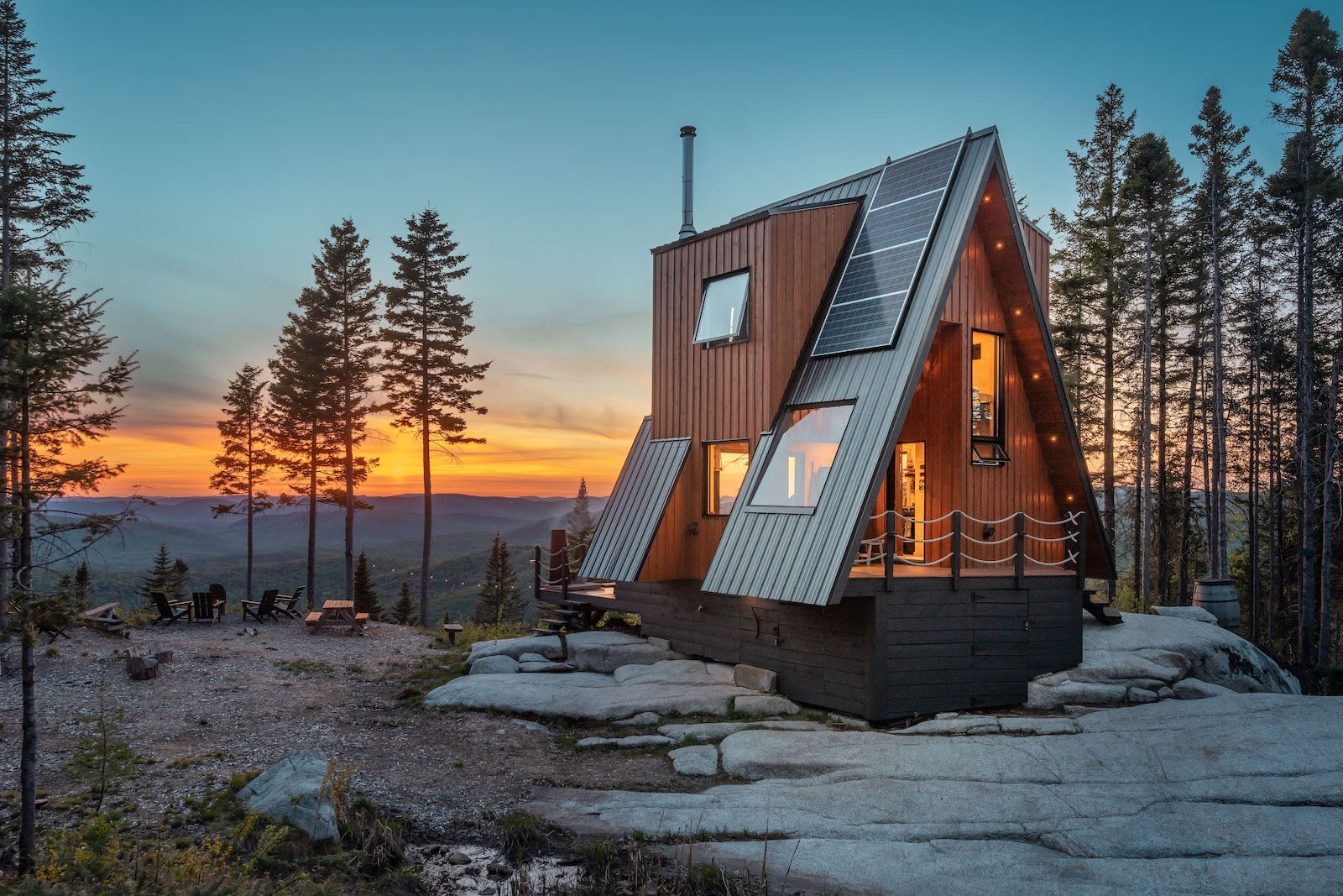 Guest Favorites - Canada - 2023 Winter Release