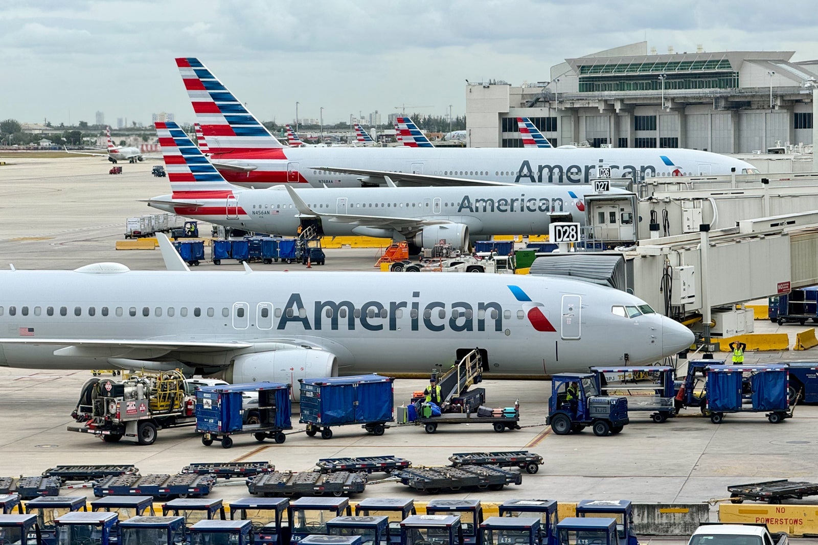 American Airlines Planes Miami Airport Boeing Airbus