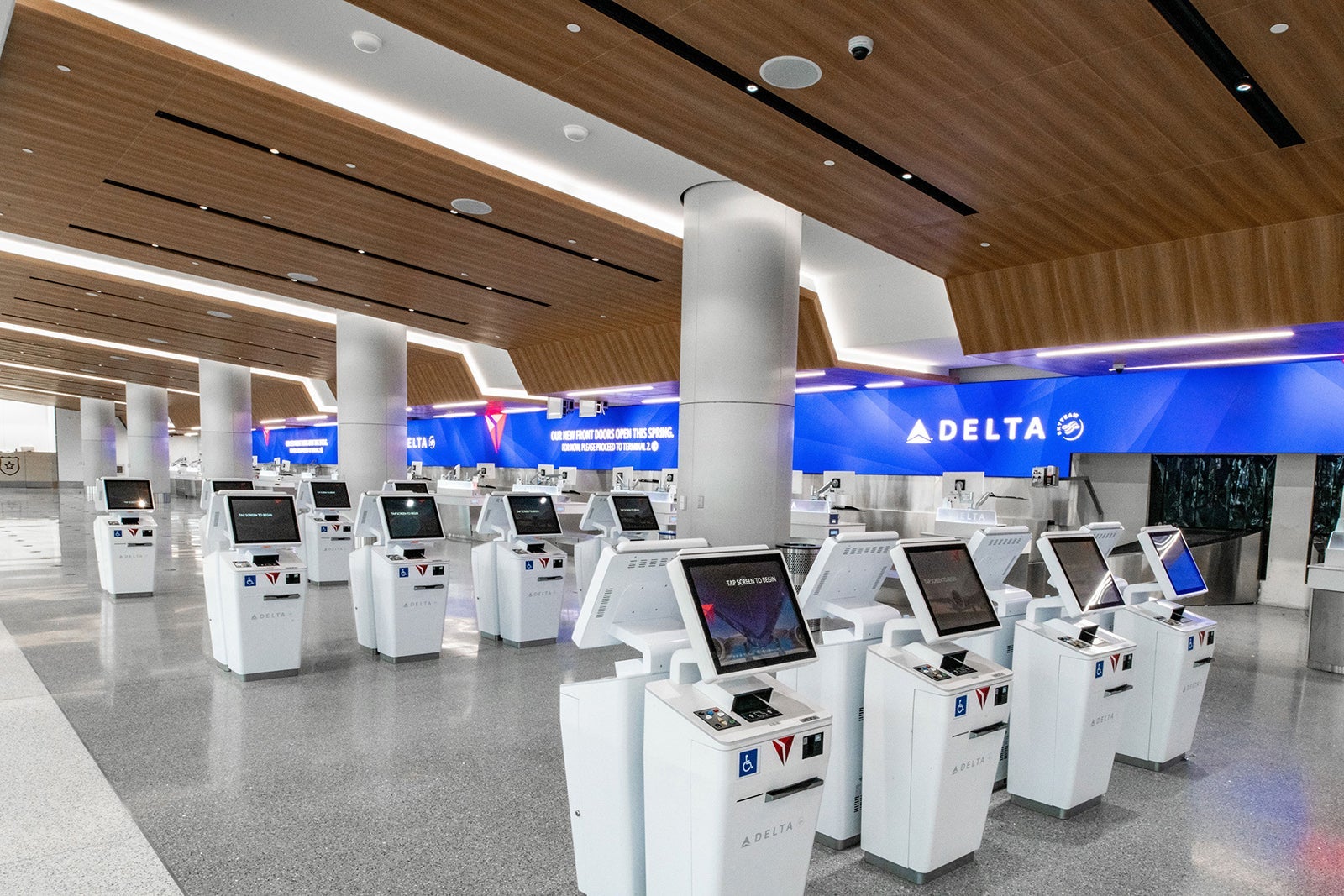 Check In at Delta Sky Way at LAX