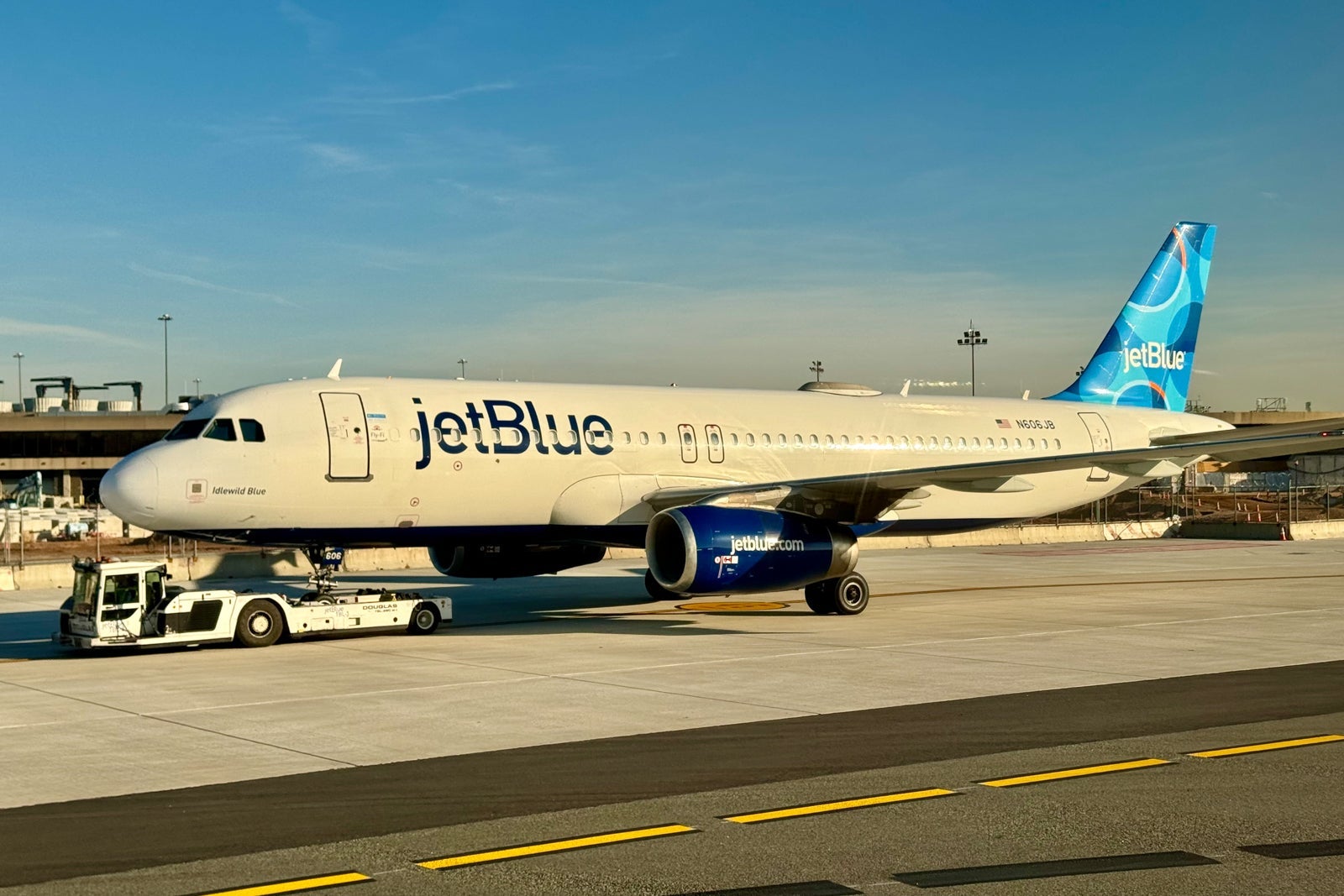 JetBlue Airbus A320 Newark Idlewild Blue