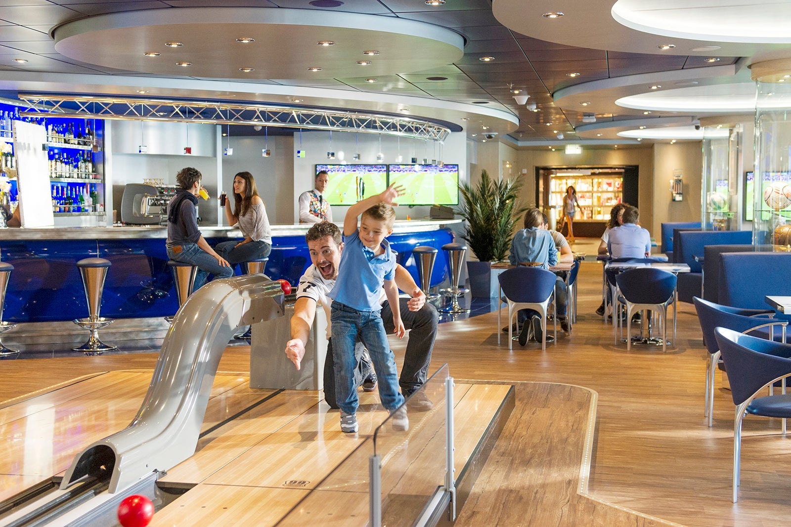 "FA_minibowling_02.jpg"