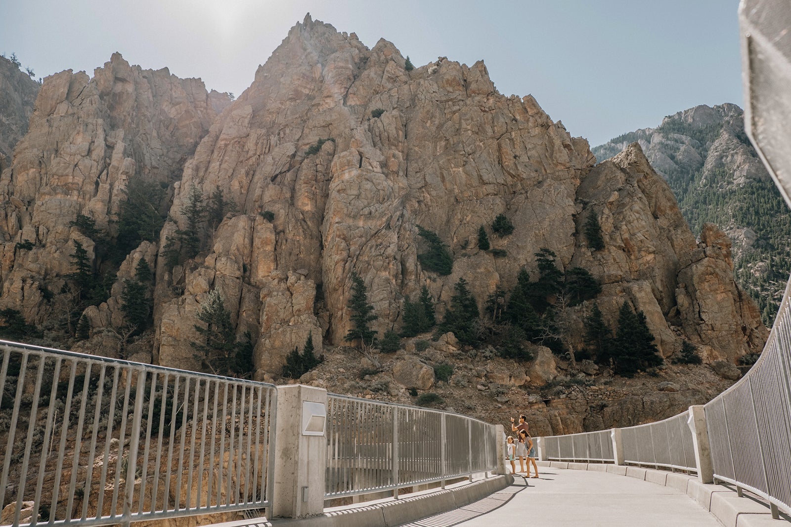 Family overlooking Buffalo Bill Dam in Cody, Wyoming