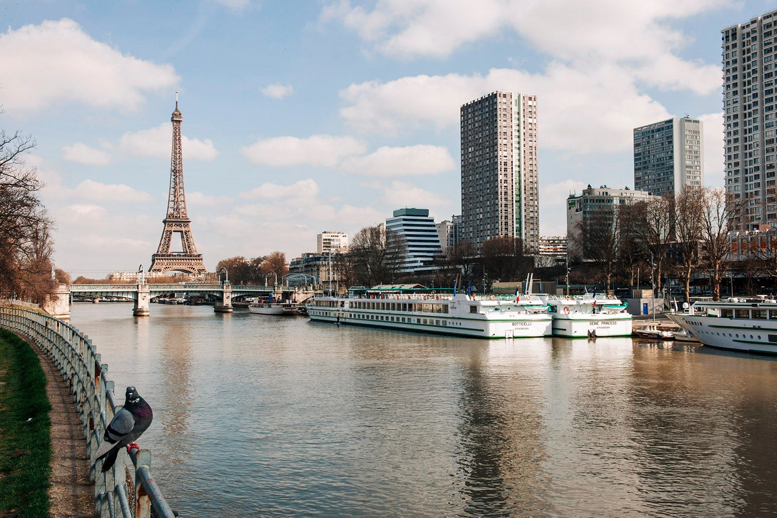 CroisiEurope+France-Seine-Paris-quai-de-Grenelle06©Denis Merck