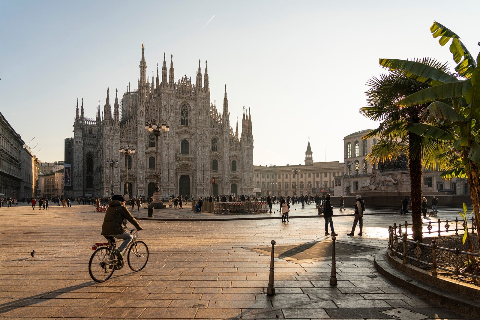 Piazza del Duomo (Cathedral Square) at sunrise, Milan, Italy.