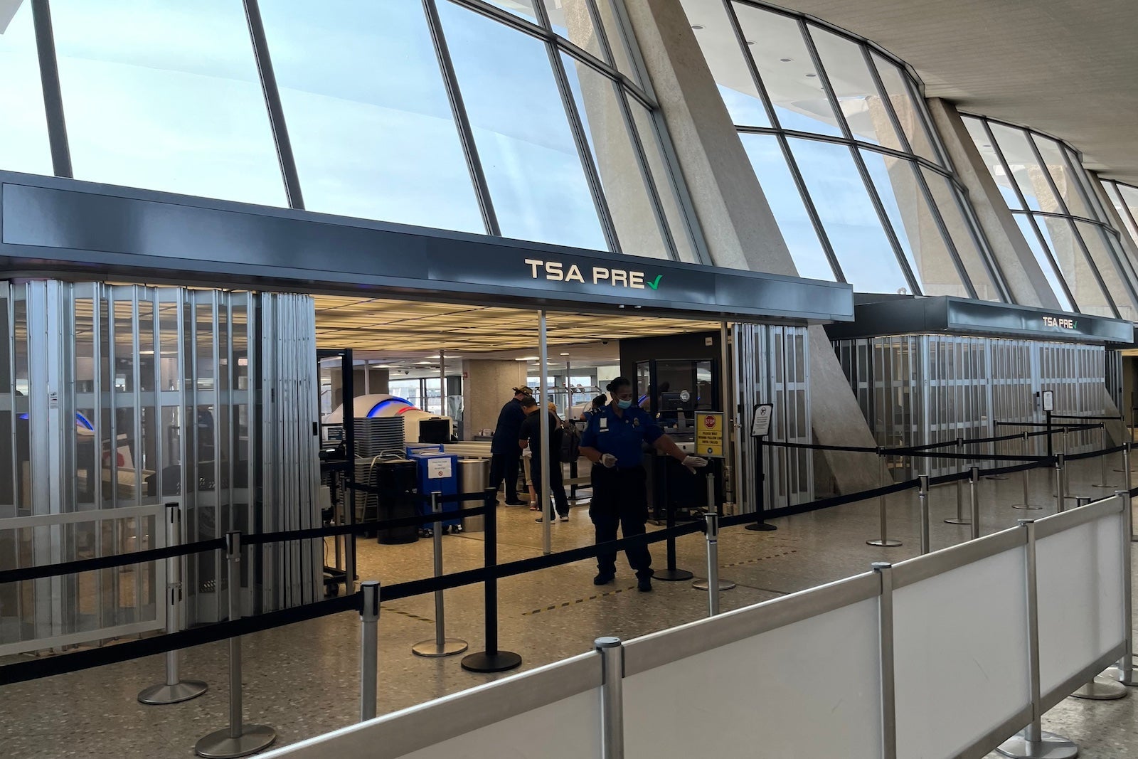tsa iad