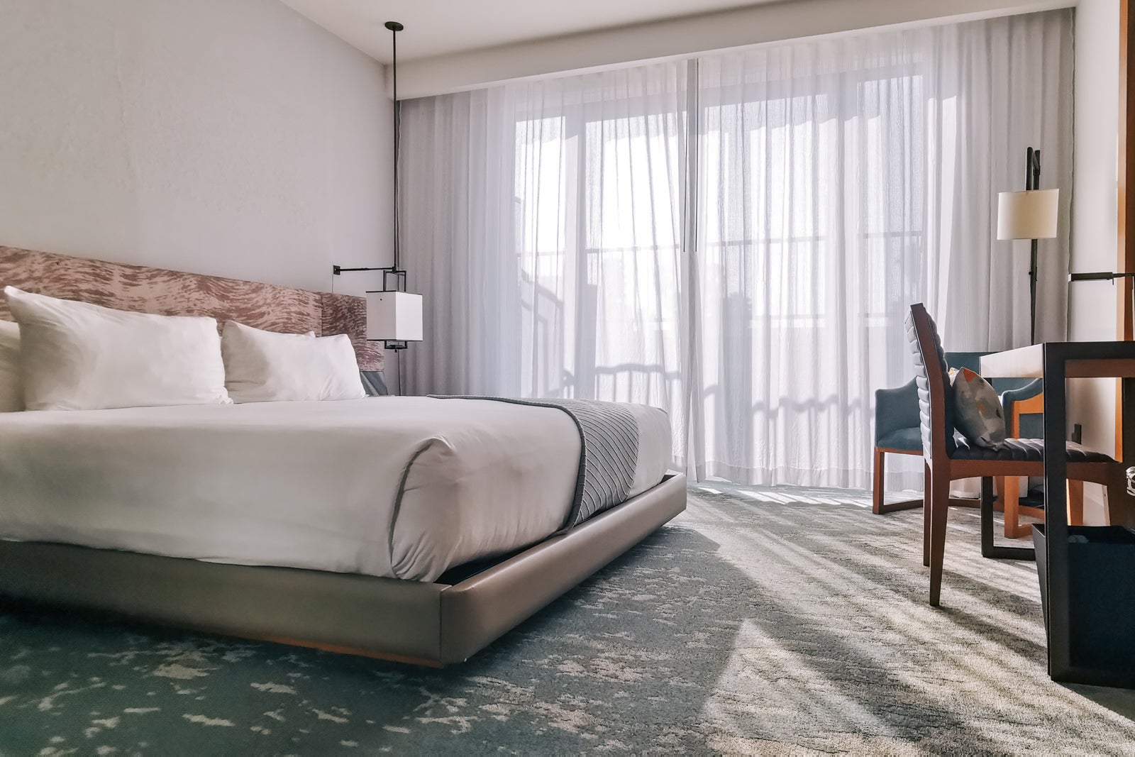 BEN SMITHSON/THE POINTS GUY