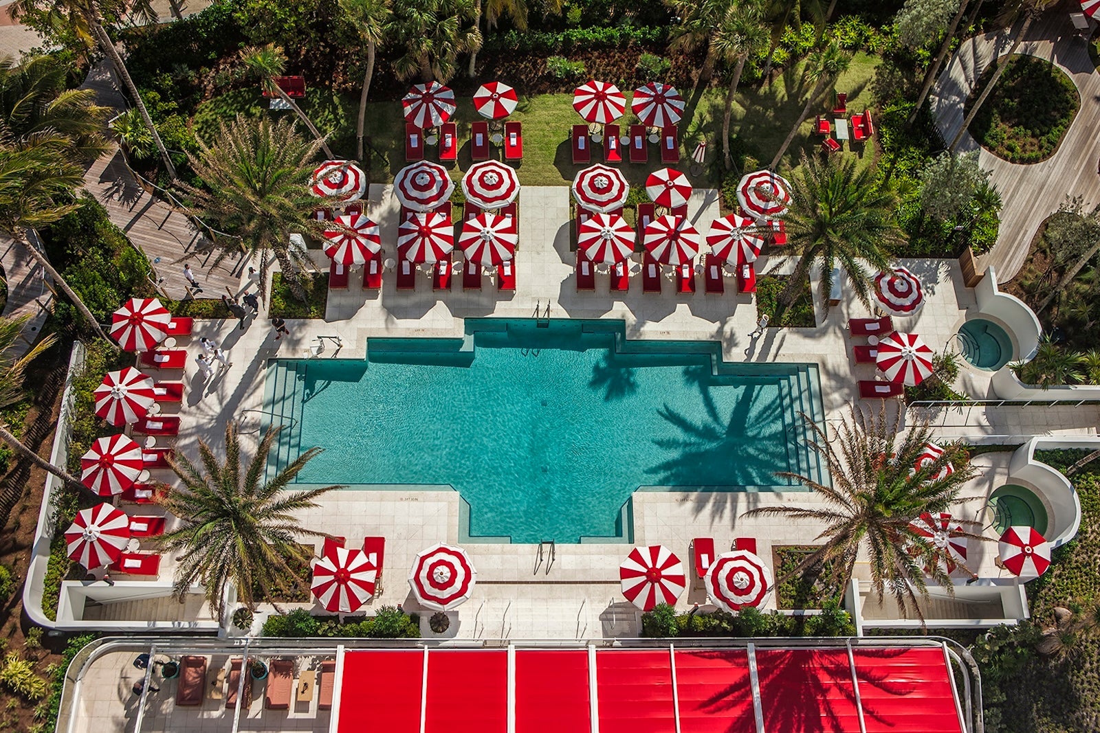 faena-miami-beach-pool