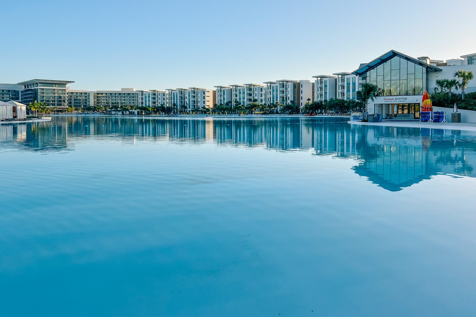 SUMMER HULL/THE POINTS GUY