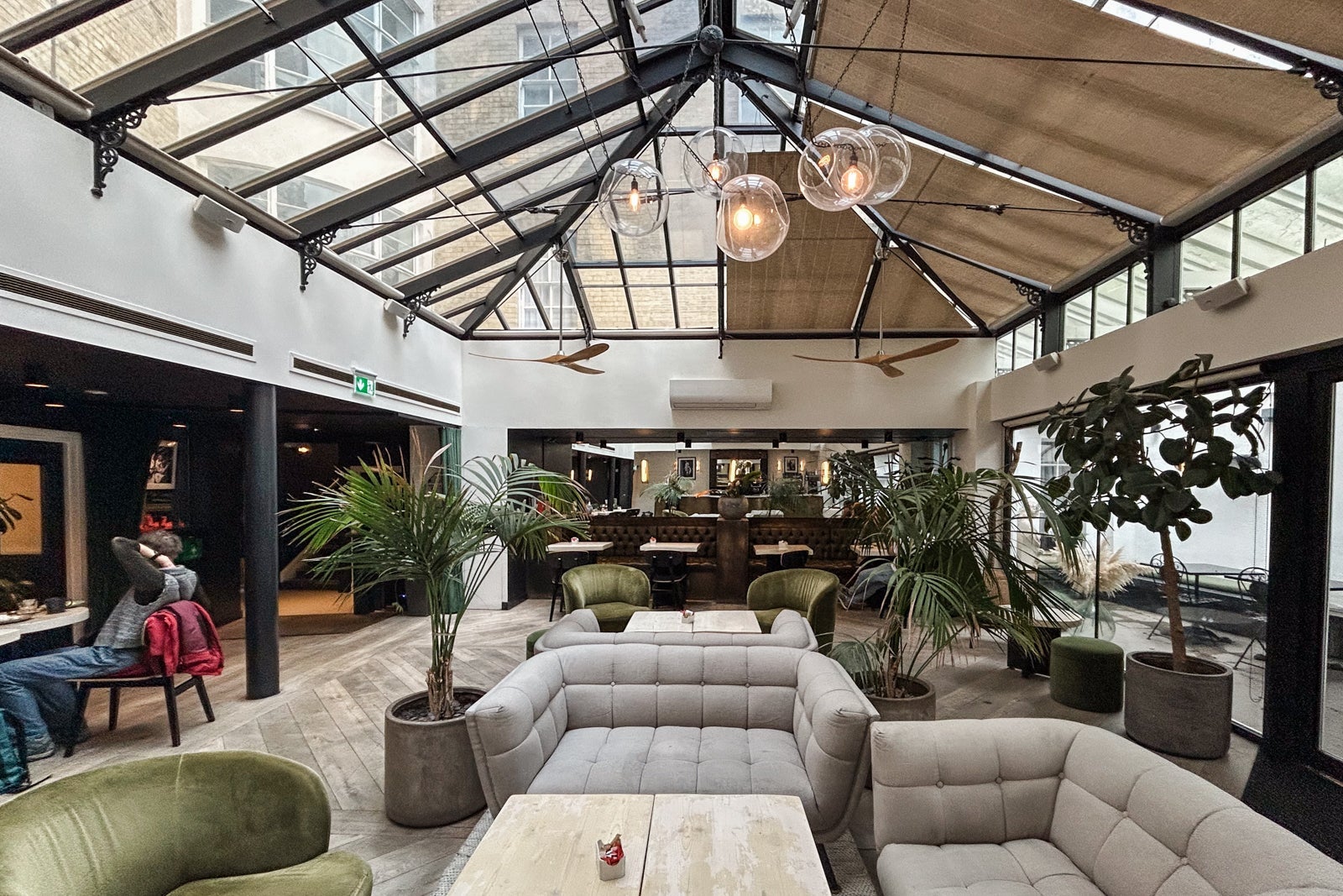 LYNDSEY MATTHEWS/THE POINTS GUY