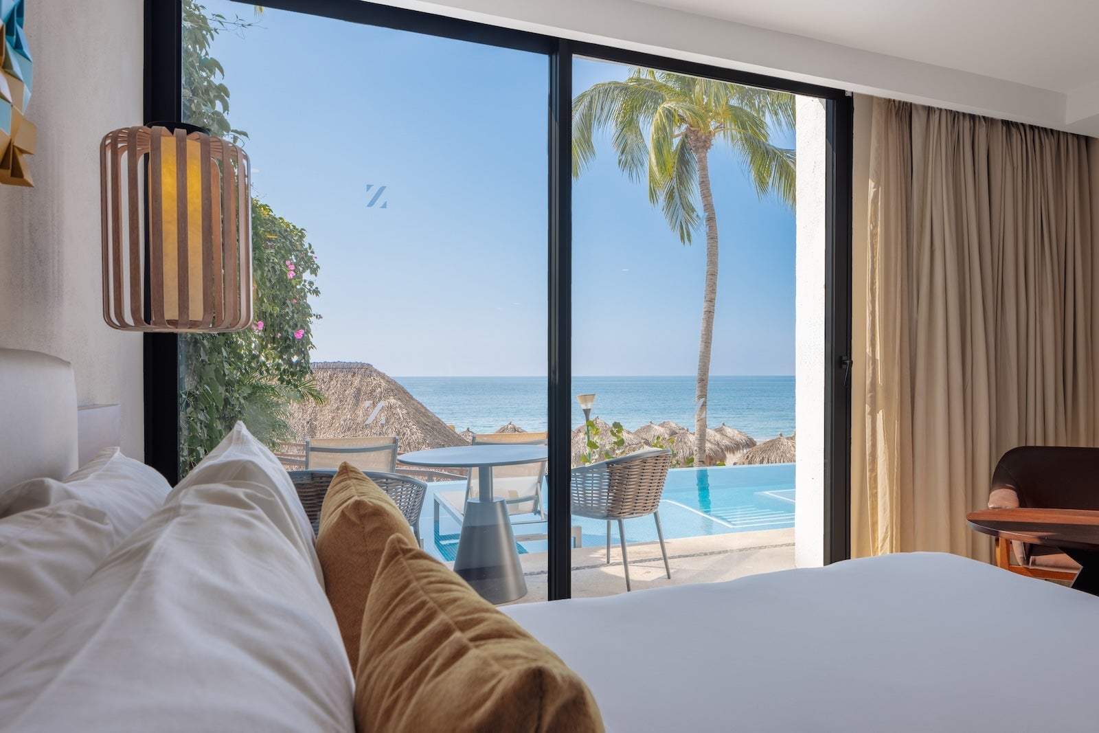 Hyatt-Ziva-Puerto-Vallarta-Swim-Up-Double