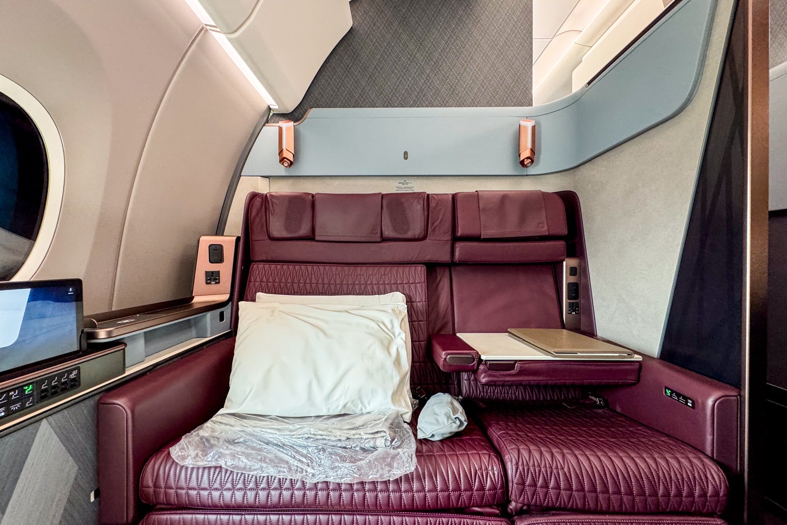 JAL A350 First Class