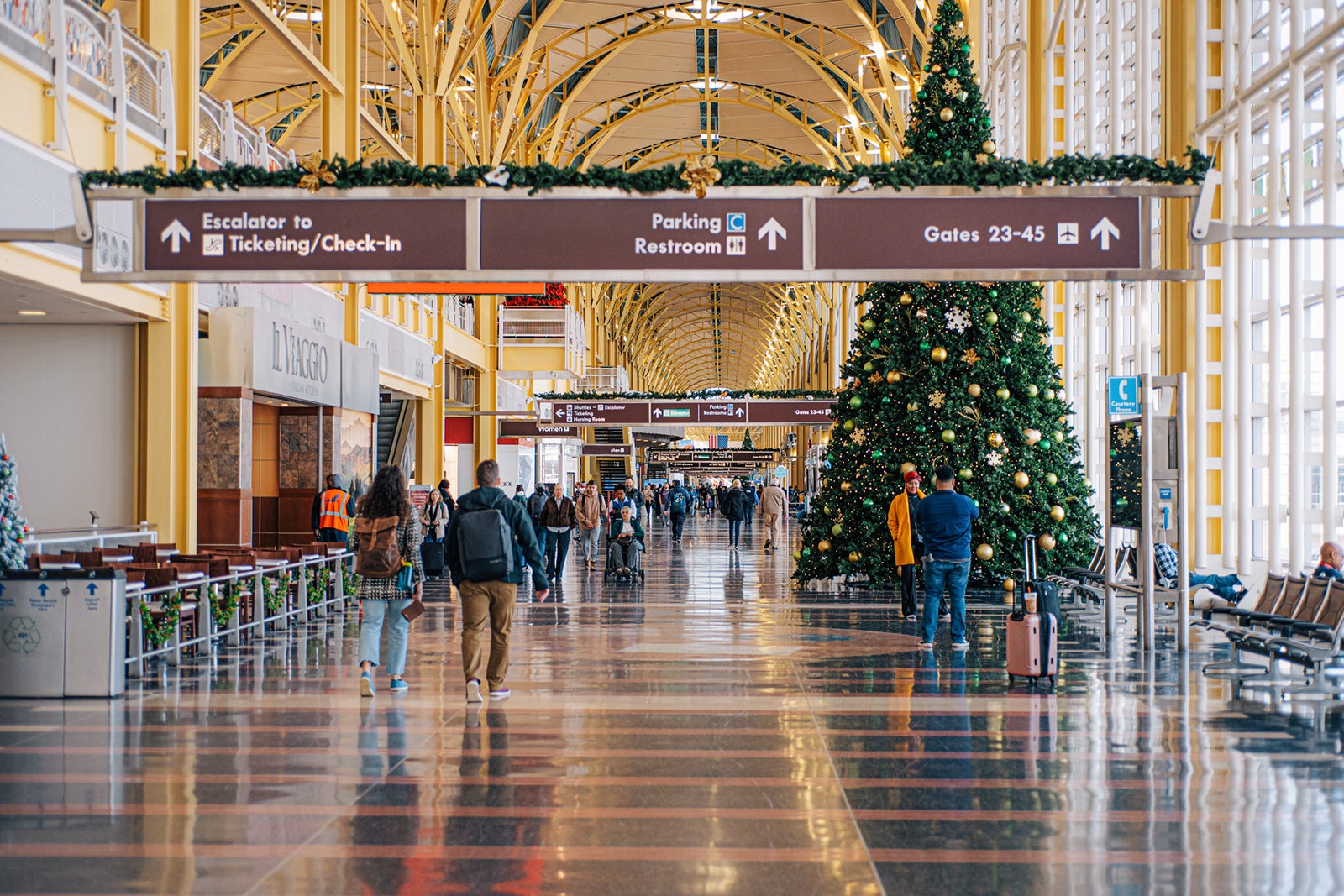 Christmas tree in Reagan National Airport, Washington, DC