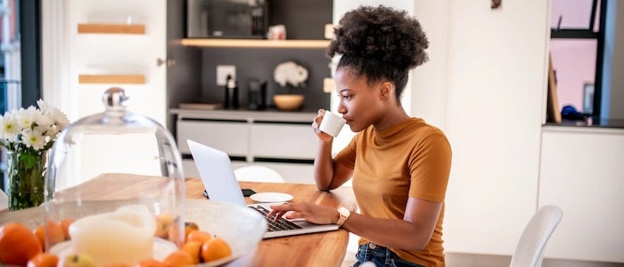 newsletter hero shopping-online-computer-3 copy