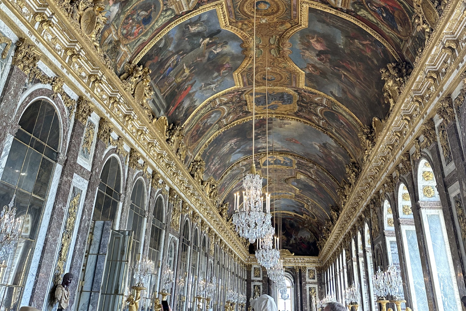 CSR PARIS HALL OF MIRRORS