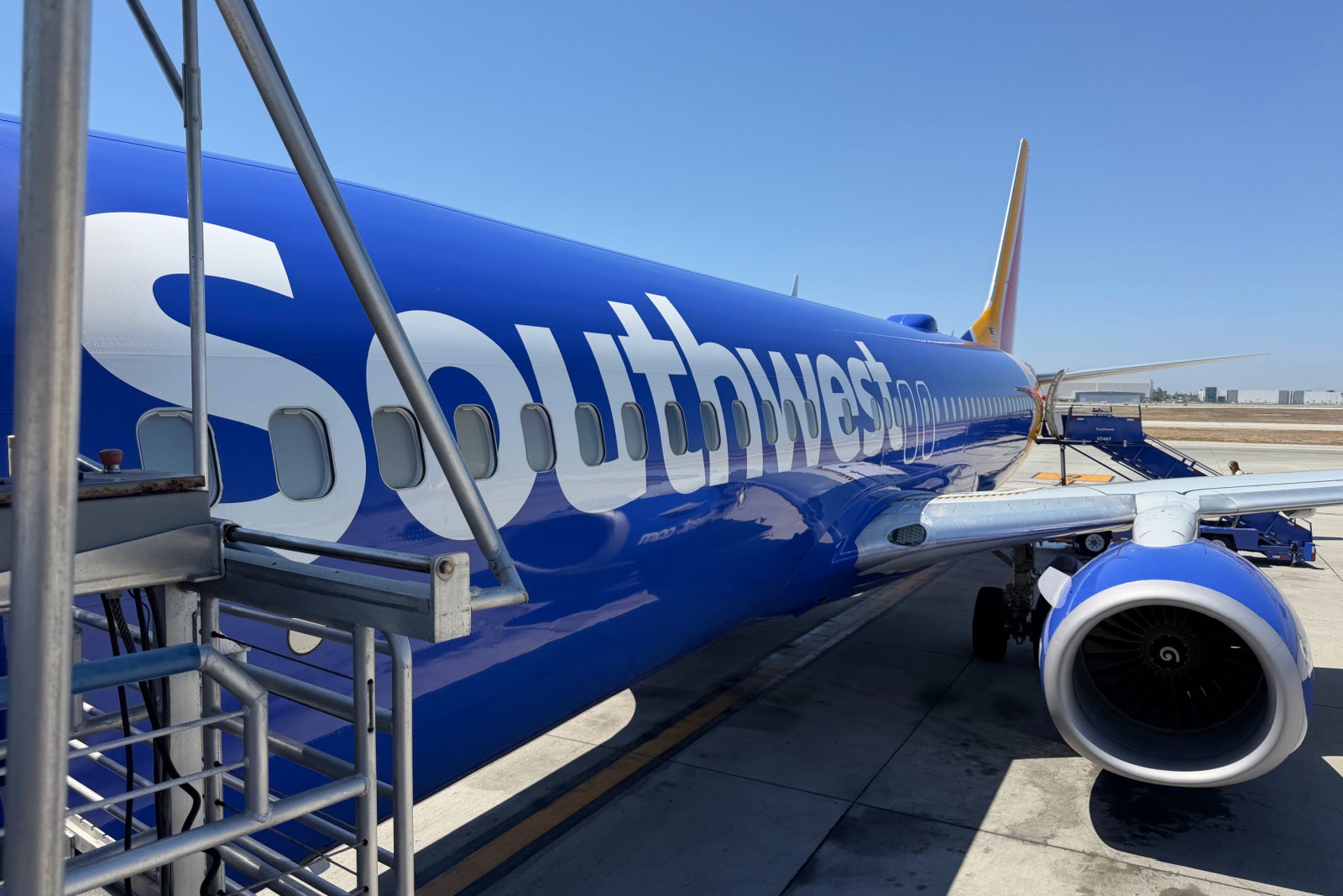 Southwest-plane-exterior