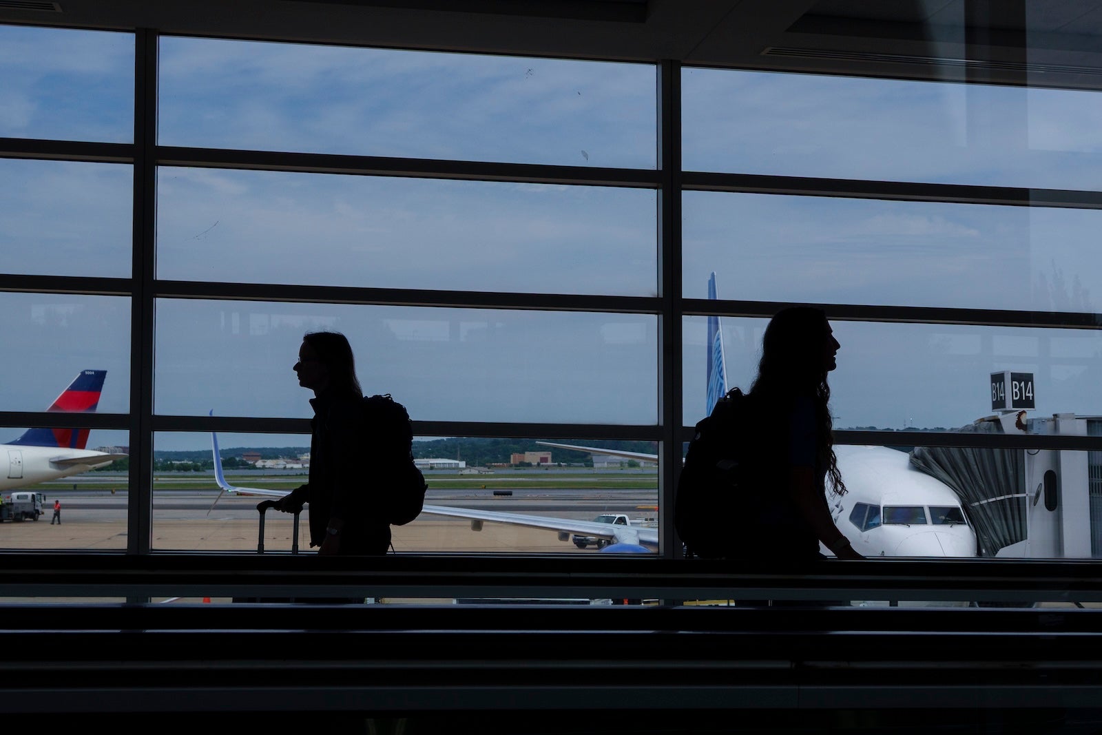 airline passengers dca