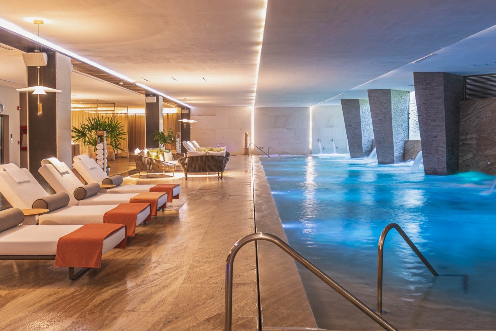 ?url=https%3A%2F%2Fthepointsguy.global.ssl.fastly.net%2Fus%2Foriginals%2F2023%2F01%2FBest All Inclusive Grand Velas Los Cabos FB