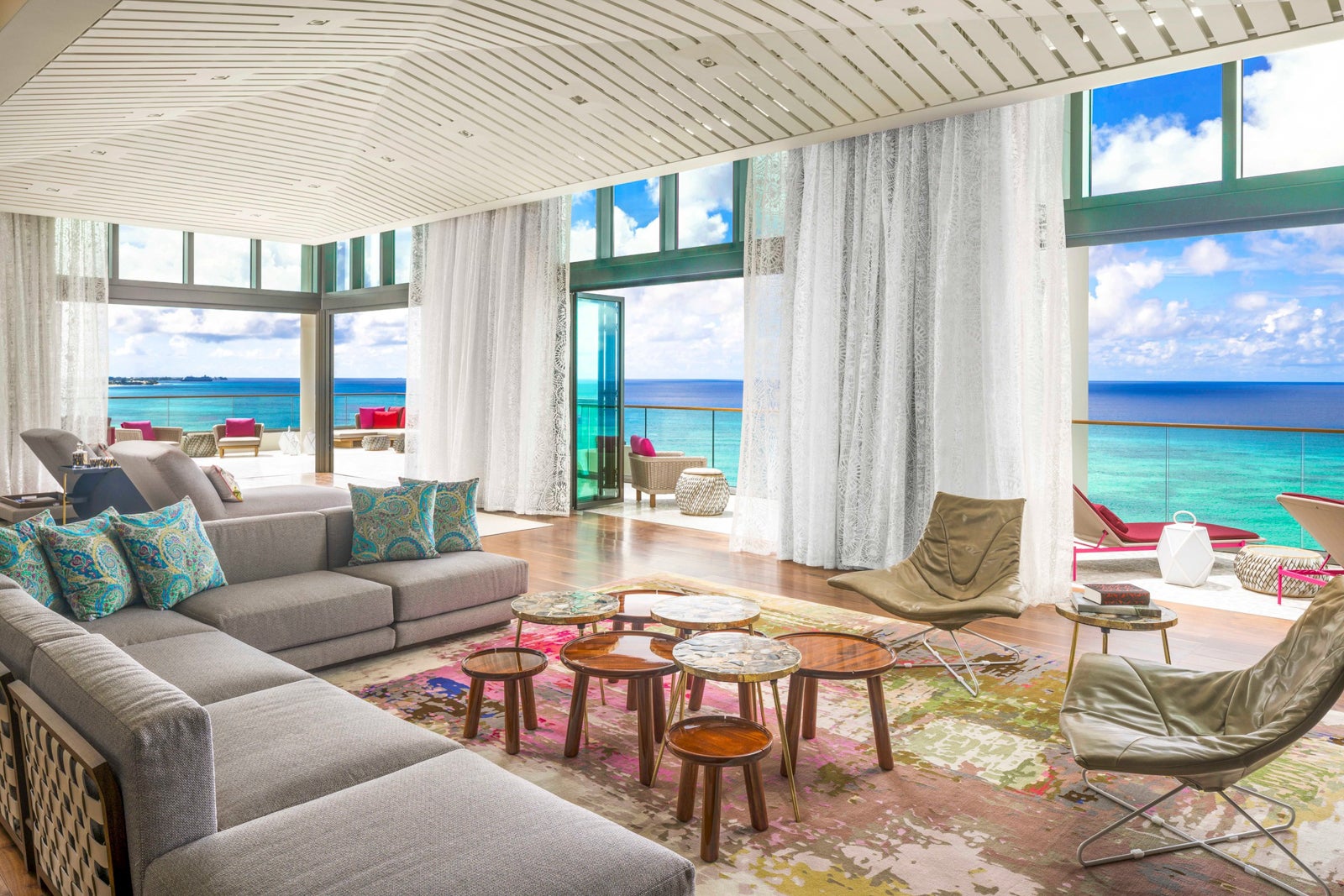 ?url=https%3A%2F%2Fthepointsguy.global.ssl.fastly.net%2Fus%2Foriginals%2F2023%2F02%2FBest IHG Kimpton Seafire Grand Cayman FB