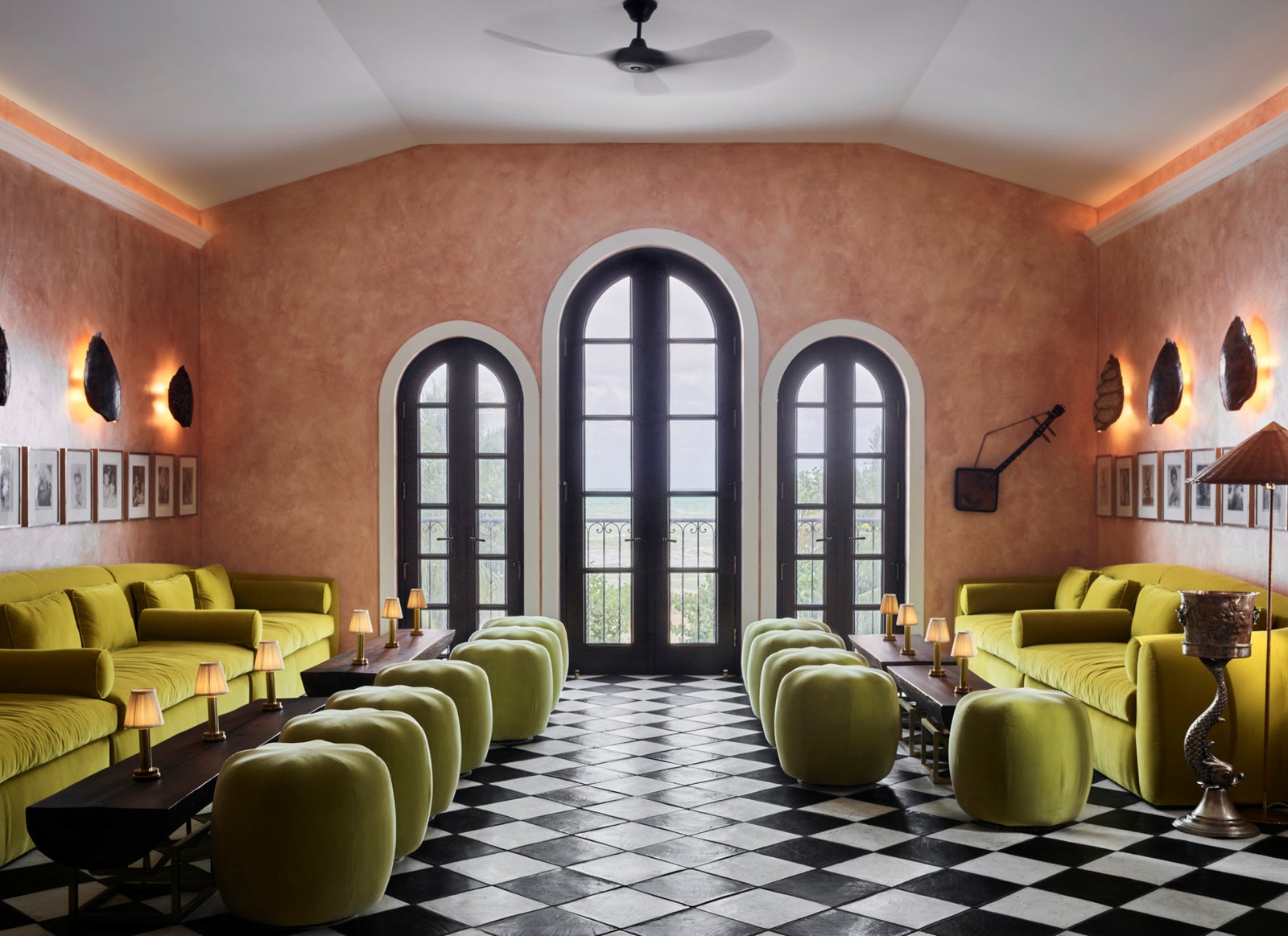 Best resorts in Florida - The Points Guy 27 ?url=https%3A%2F%2Fthepointsguy.global.ssl.fastly.net%2Fus%2Foriginals%2F2023%2F02%2FBest hotels Miami Four Seasons Hotel at The Surf Club Facebook