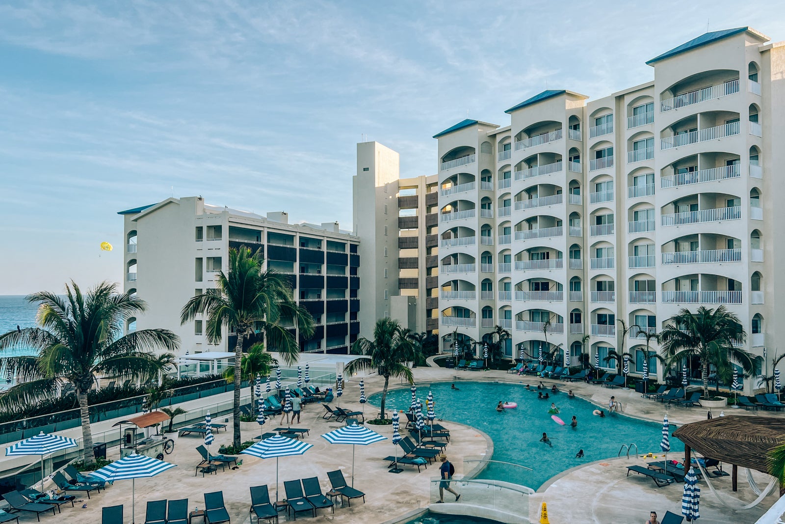 11 best Hilton all-inclusive resorts 2 ?url=https%3A%2F%2Fthepointsguy.global.ssl.fastly.net%2Fus%2Foriginals%2F2024%2F01%2F20240125 Hilton Cancun Mar Caribe All Inclusive CHenderson 118