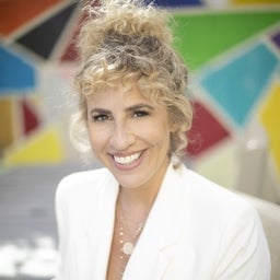 alesandra-dubin-headshot.jpeg.256x256_q100_crop-smart