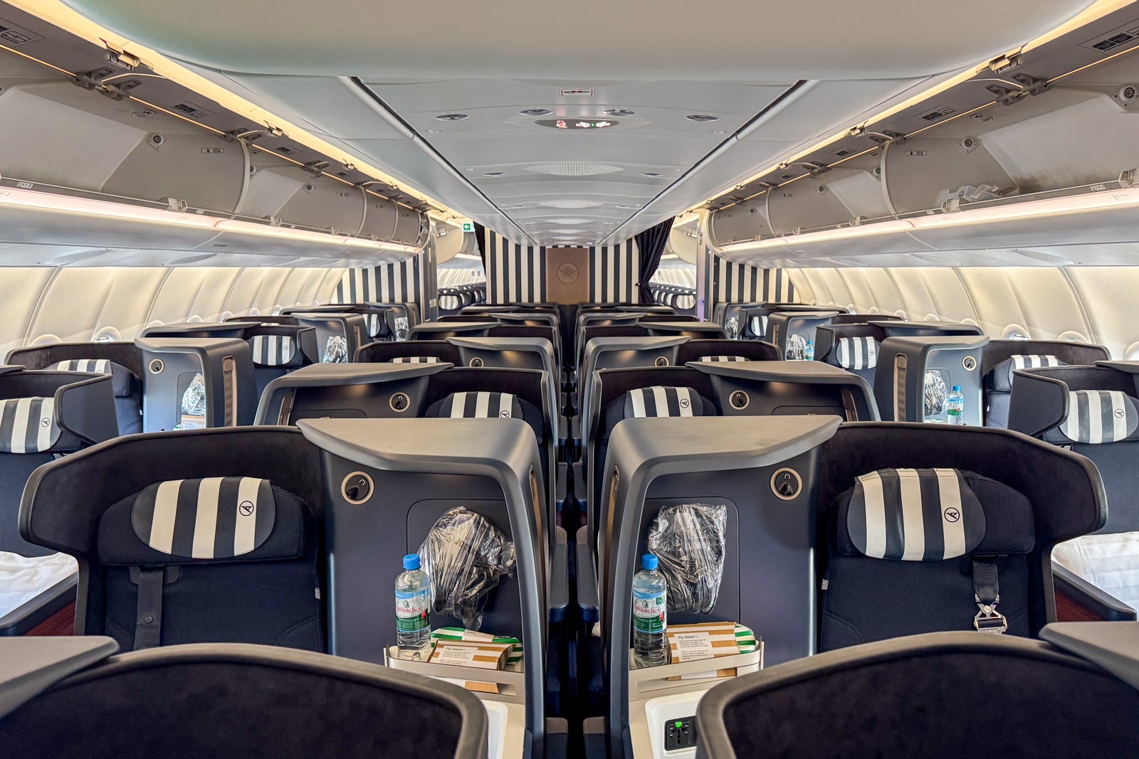 Comparing Condor Airlines' regular and Prime business-class seats - The ...