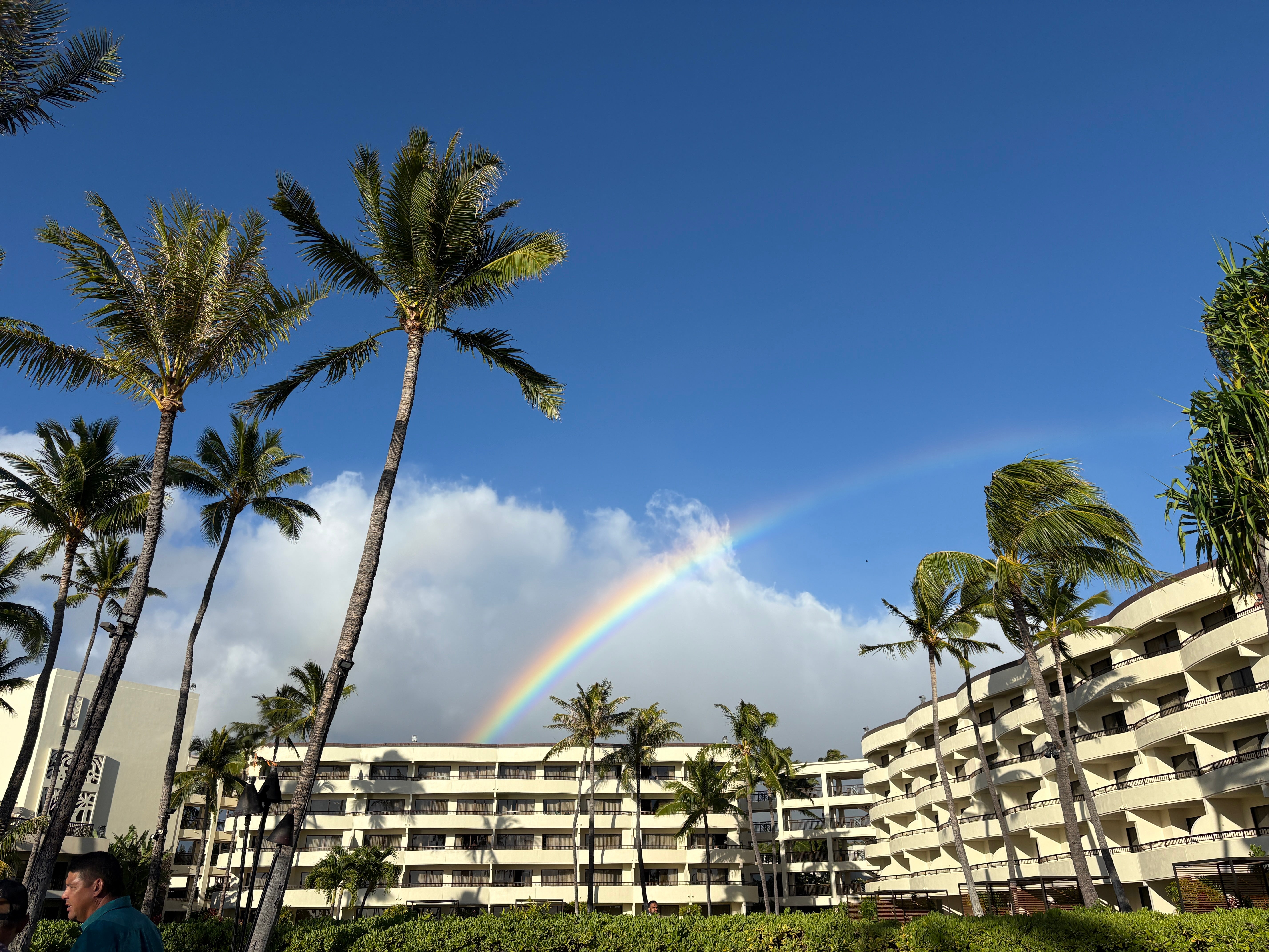 Hawaii oceanfront beach escape — the newest Marriott Moment — is open for bidding from 200,000 Marriott Bonvoy points