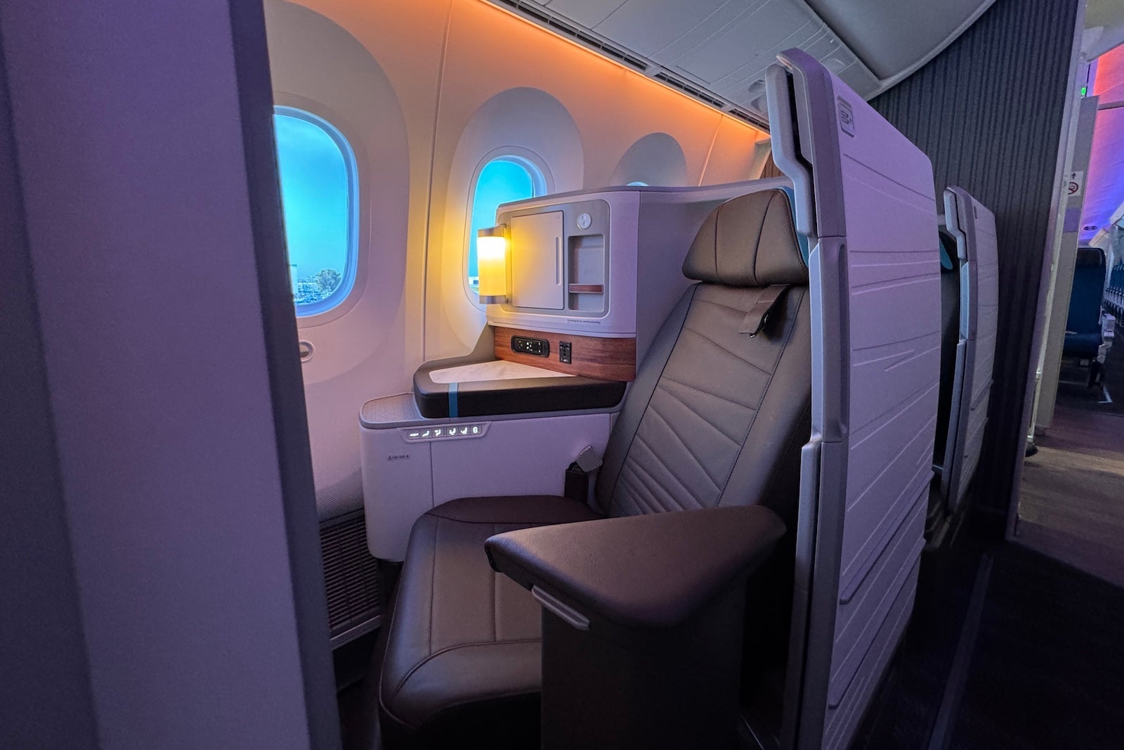 Hawaiian Airlines 787 interior