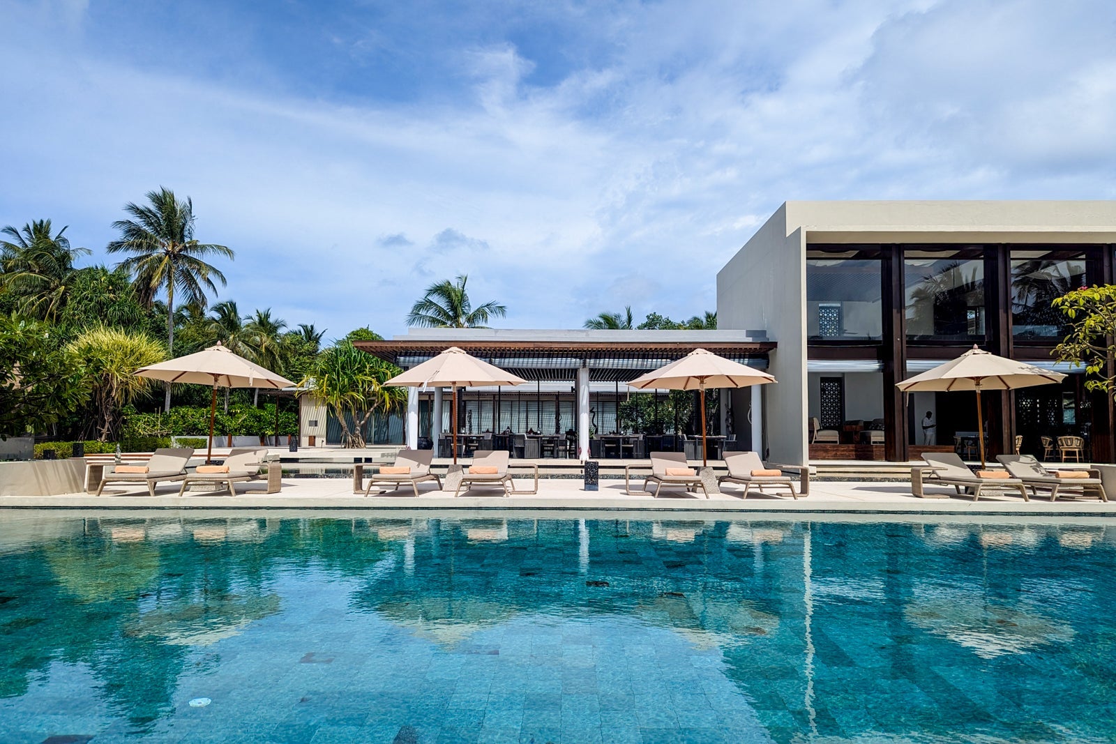 Complete guide to the World of Hyatt loyalty program