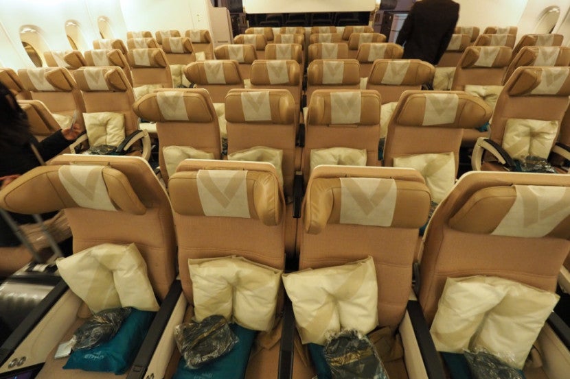 Seats are arranged in a 3-4-3 configuration.