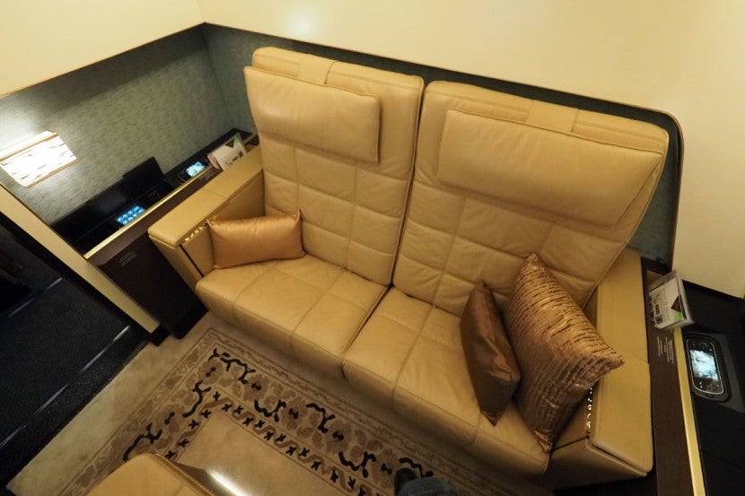 Etihad A380 The Residence - Seats