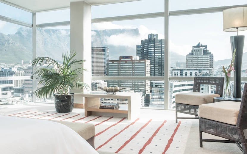 Cash in rewards and take in stunning views of Table Mountain from The Westin Cape Town. Image courtesy of The Westin Cape Town's <a href="https://www.facebook.com/TheWestinCapeTown/?fref=ts" target="_blank">Facebook page</a>.